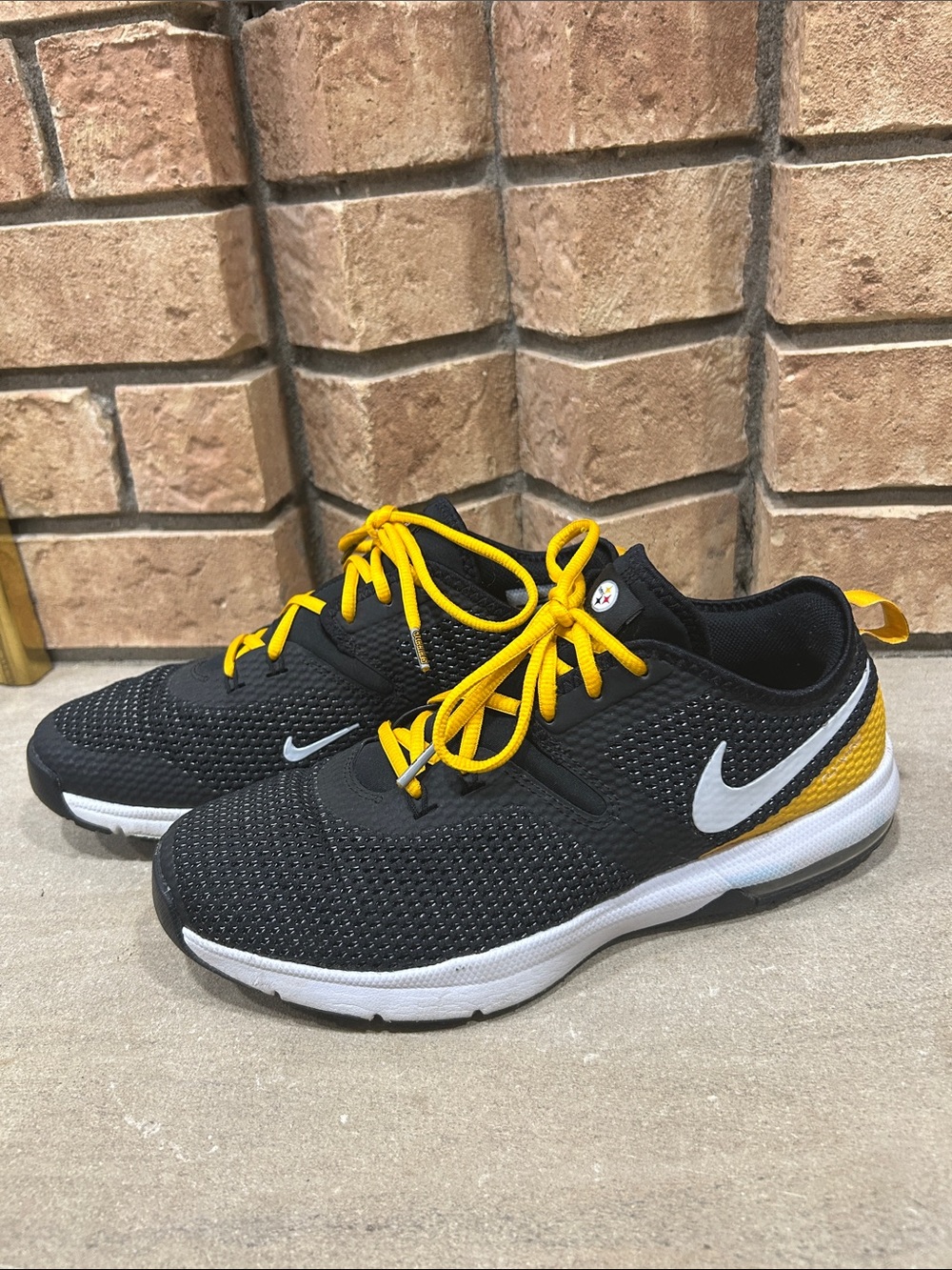 Nike Air Max Typha 2 Pittsburg Steelers Training sneakers AR0515-017 US Men’s 10